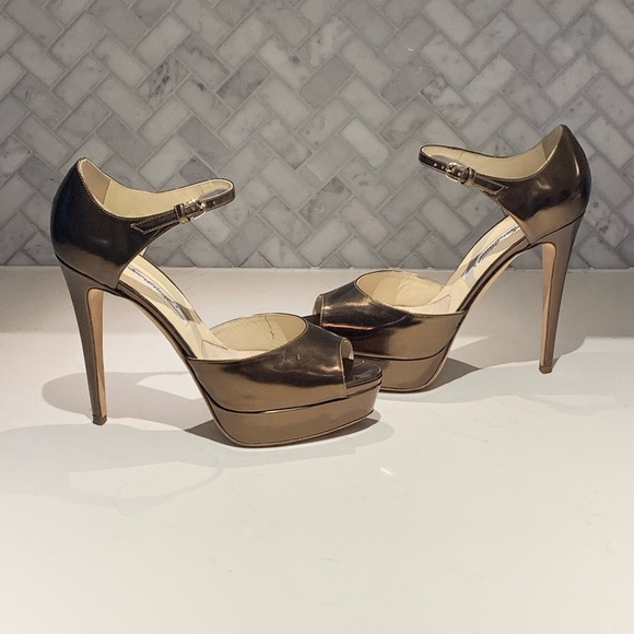 Brian Atwood gold platform pumps 38 - Picture 2 of 5